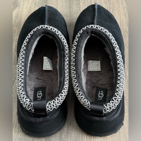 Ugg Tazz Tasman Platform Slippers Black Size 8 EUC! - Picture 10 of 16